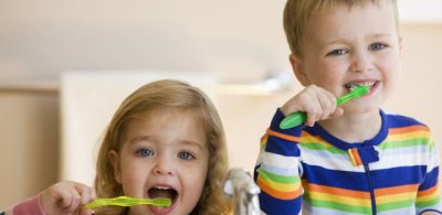 مسواک مخصوص کودکان چه ویژگی‌هایی باید داشته باشد؟